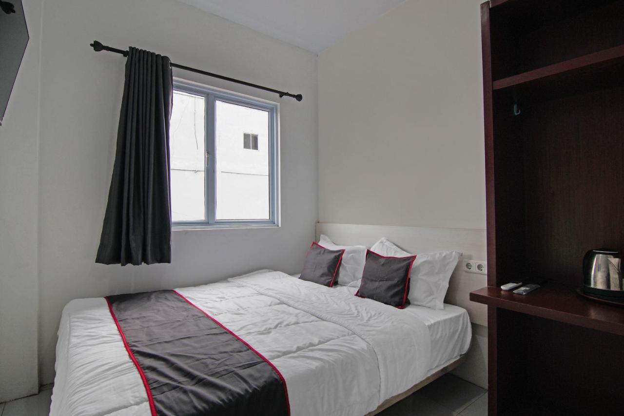 Oyo 92300 Koala House Hotel Pekanbaru Kültér fotó